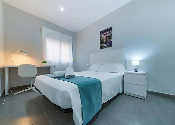 Apartamento Plaza La Fuente * קדיז